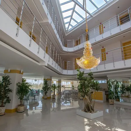 Ninova Thermal & فندق باموكاليه