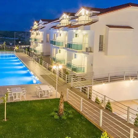 Ninova Thermal & Hotel