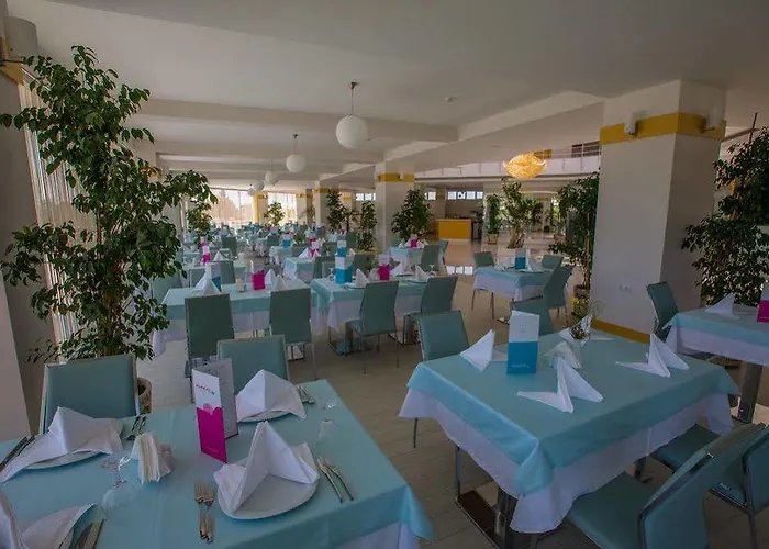 Ninova Thermal & Hotel