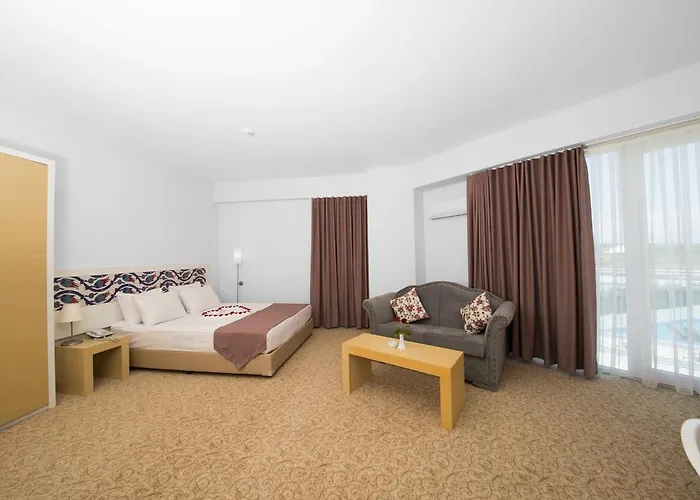 Hotel Ninova Thermal & 4*