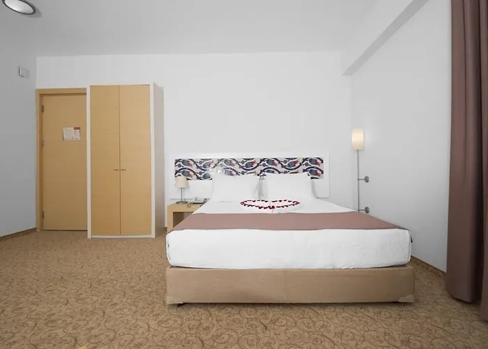 Ninova Thermal & Hotel