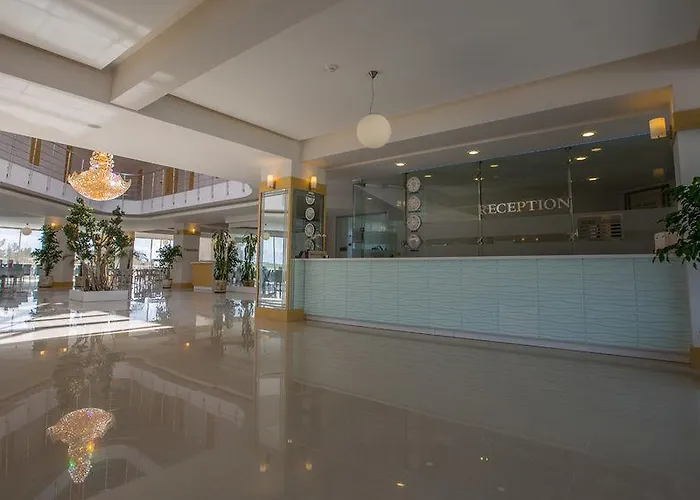 Ninova Thermal & Hotel