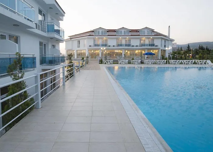 Ninova Thermal & Hotel